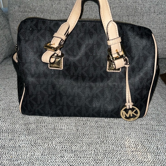 Michael Kors Handbags - Michael Kors Black and Cream Satchel